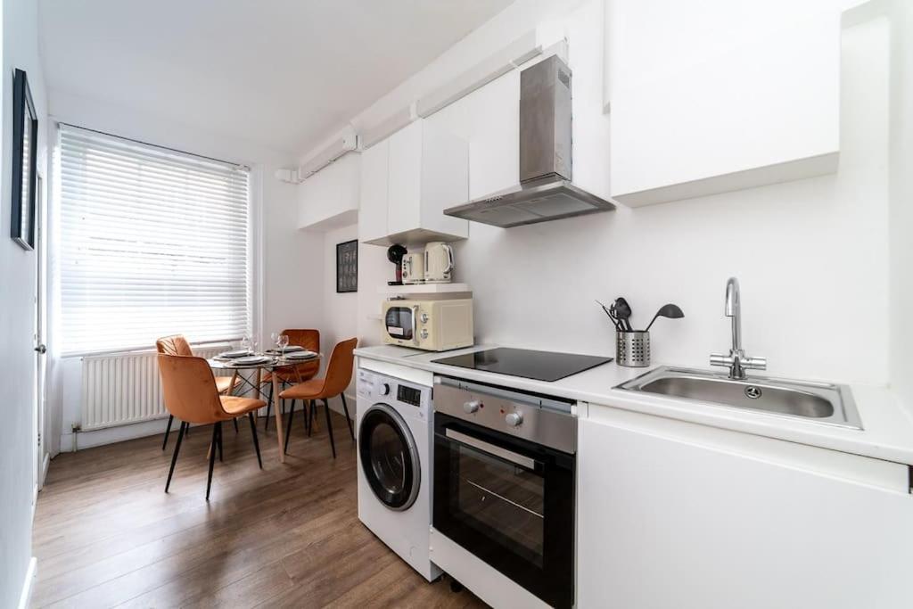 Covent Garden-Oxford Street Central London Studio Apartment Екстериор снимка